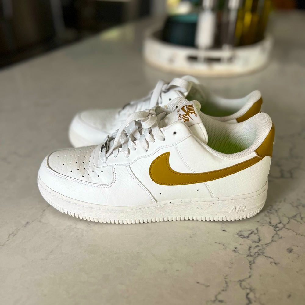 Nike Air Force 1 07 NN